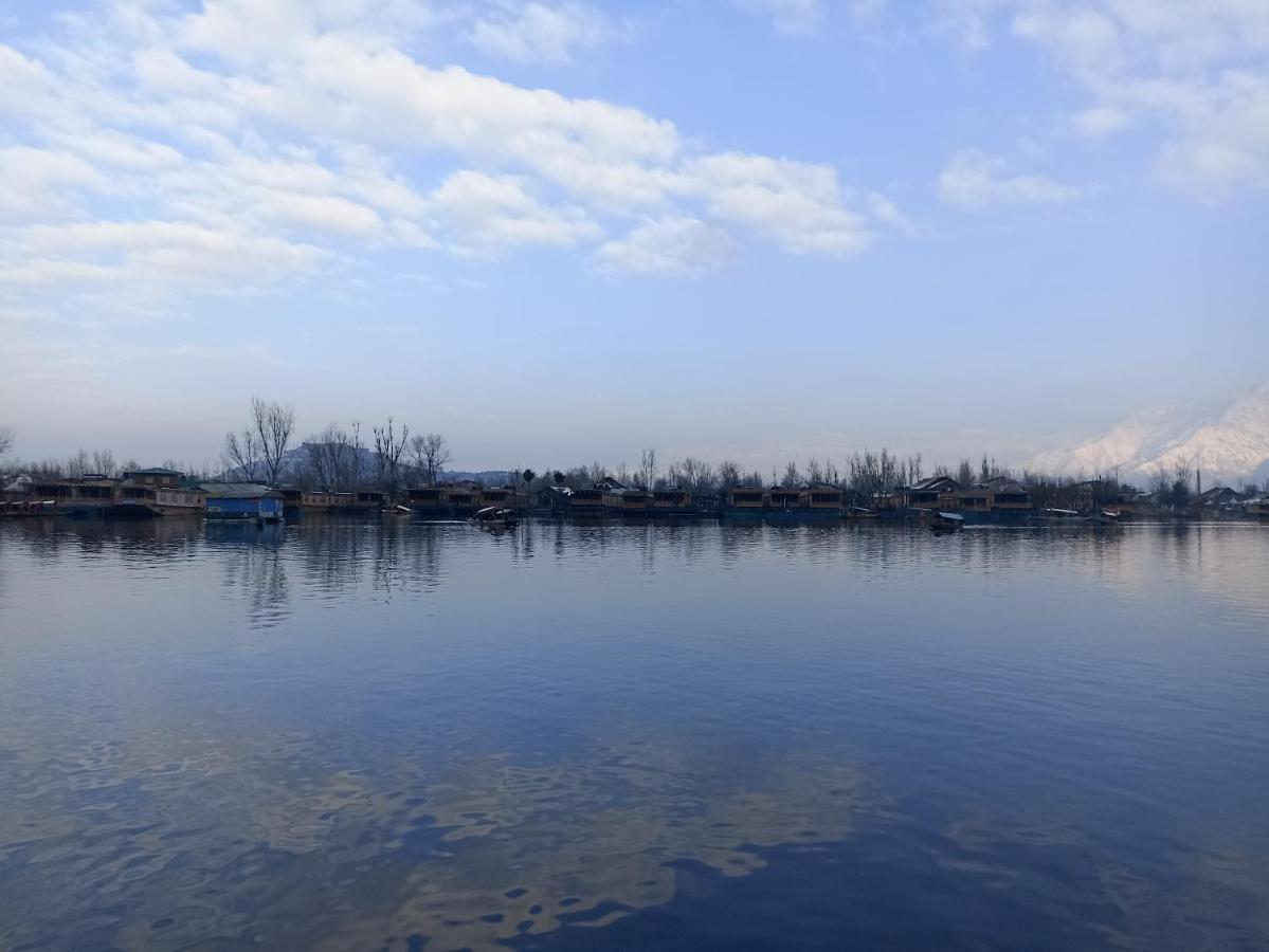 Goona Palace Houseboats Srīnagar Exterior foto