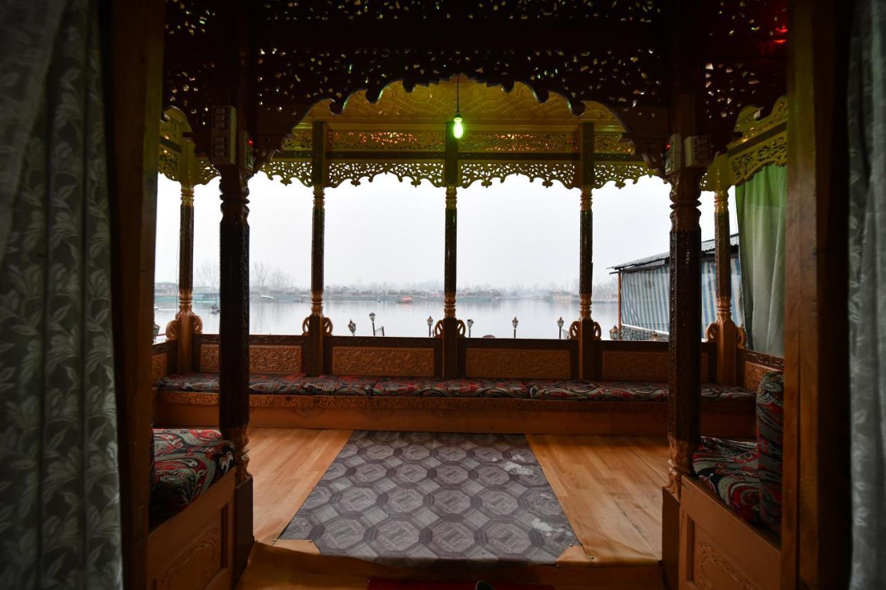 Goona Palace Houseboats Srīnagar Exterior foto